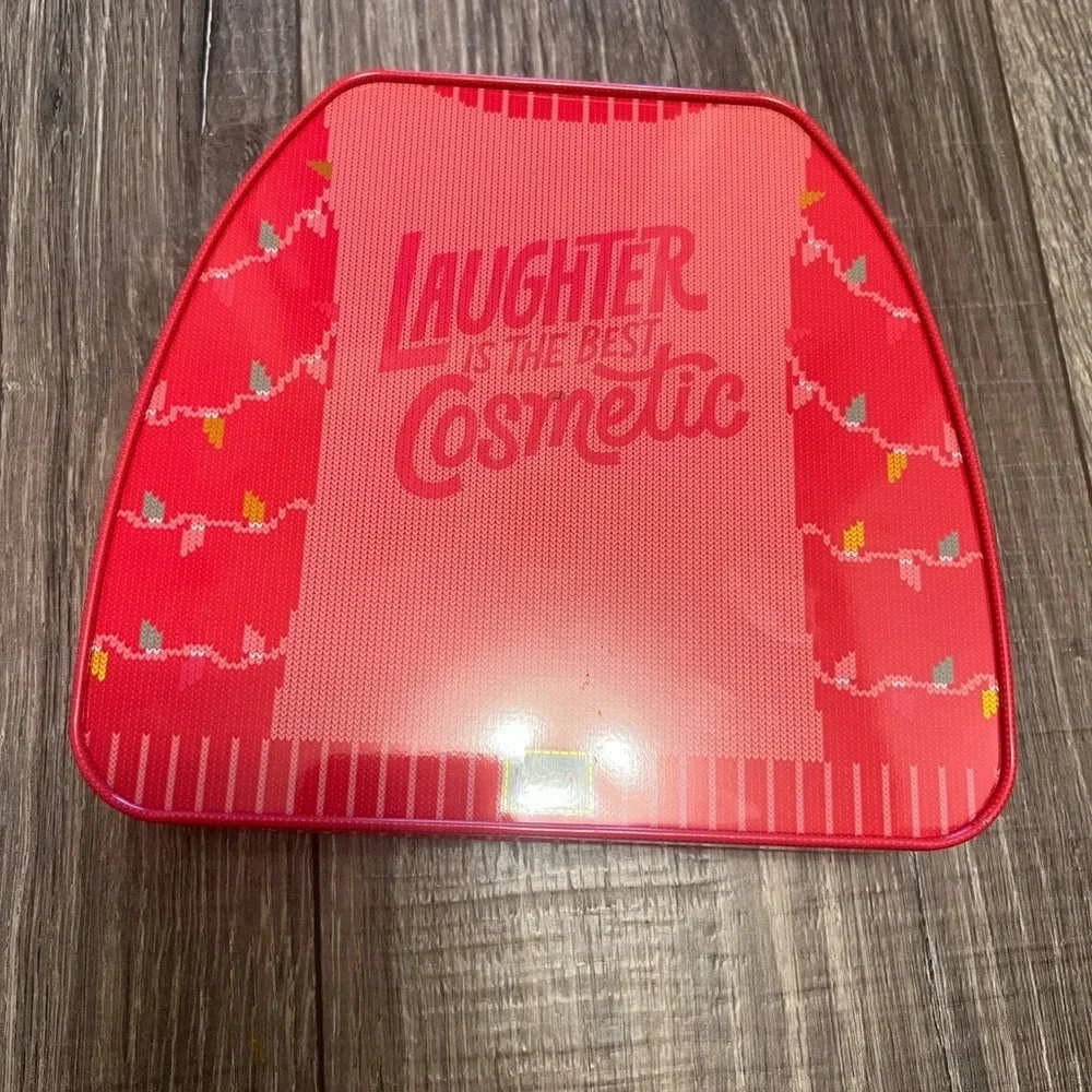 BENEFIT Cosmetics Beauty Collectible Empty Tin Pink Winter Christmas - Picture 2 of 3